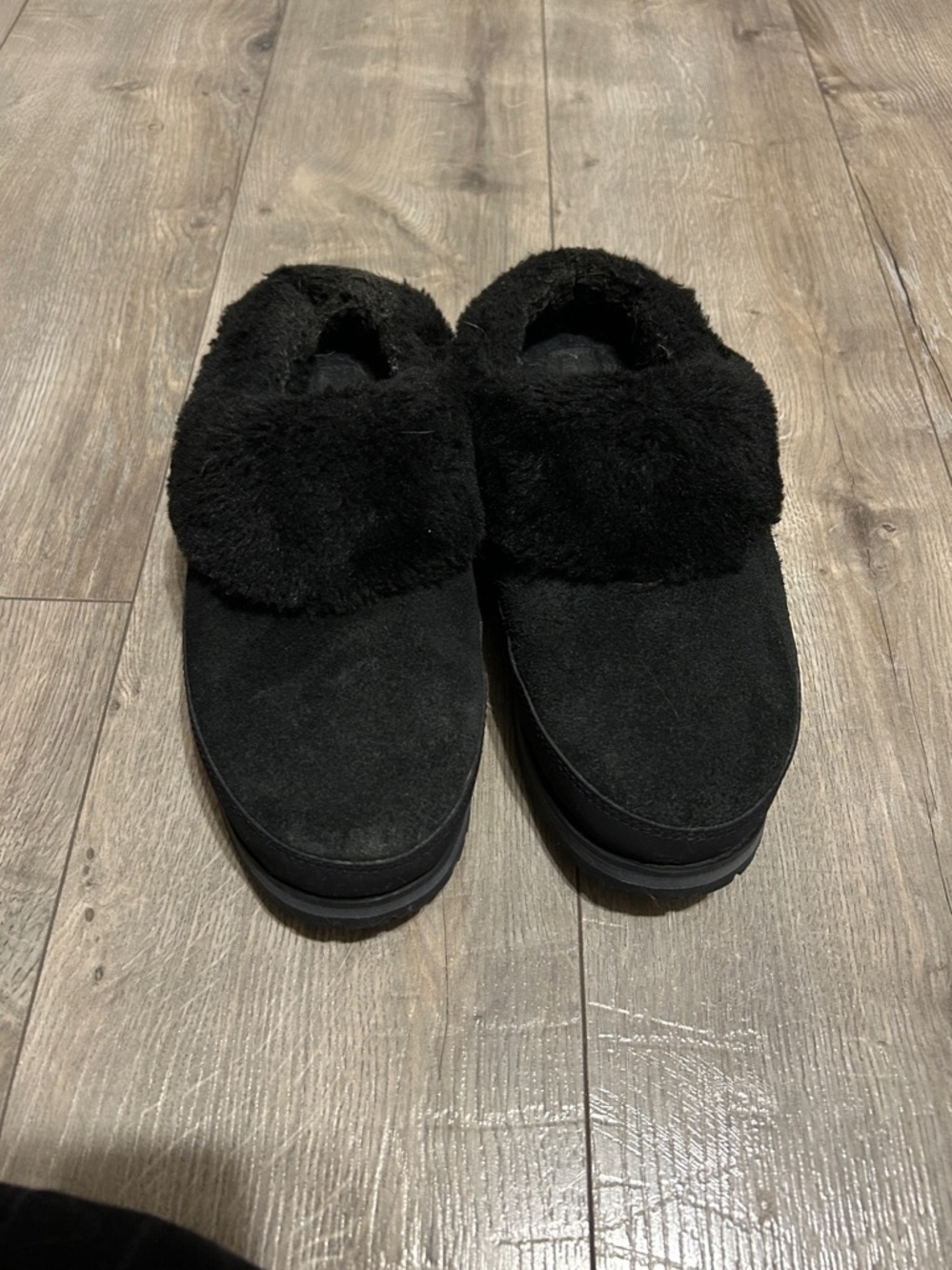 Timberland Women's Black Fleece-Lined Winter Slip-Ons - Picture 14 of 14